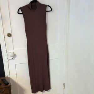 Sleeveless Brown Maxi Dress